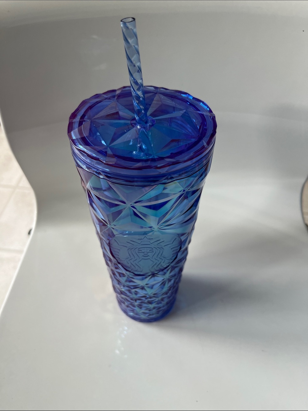 Starbucks Iridescent Purple-Blue Geometric Reusable Tumbler with Straw